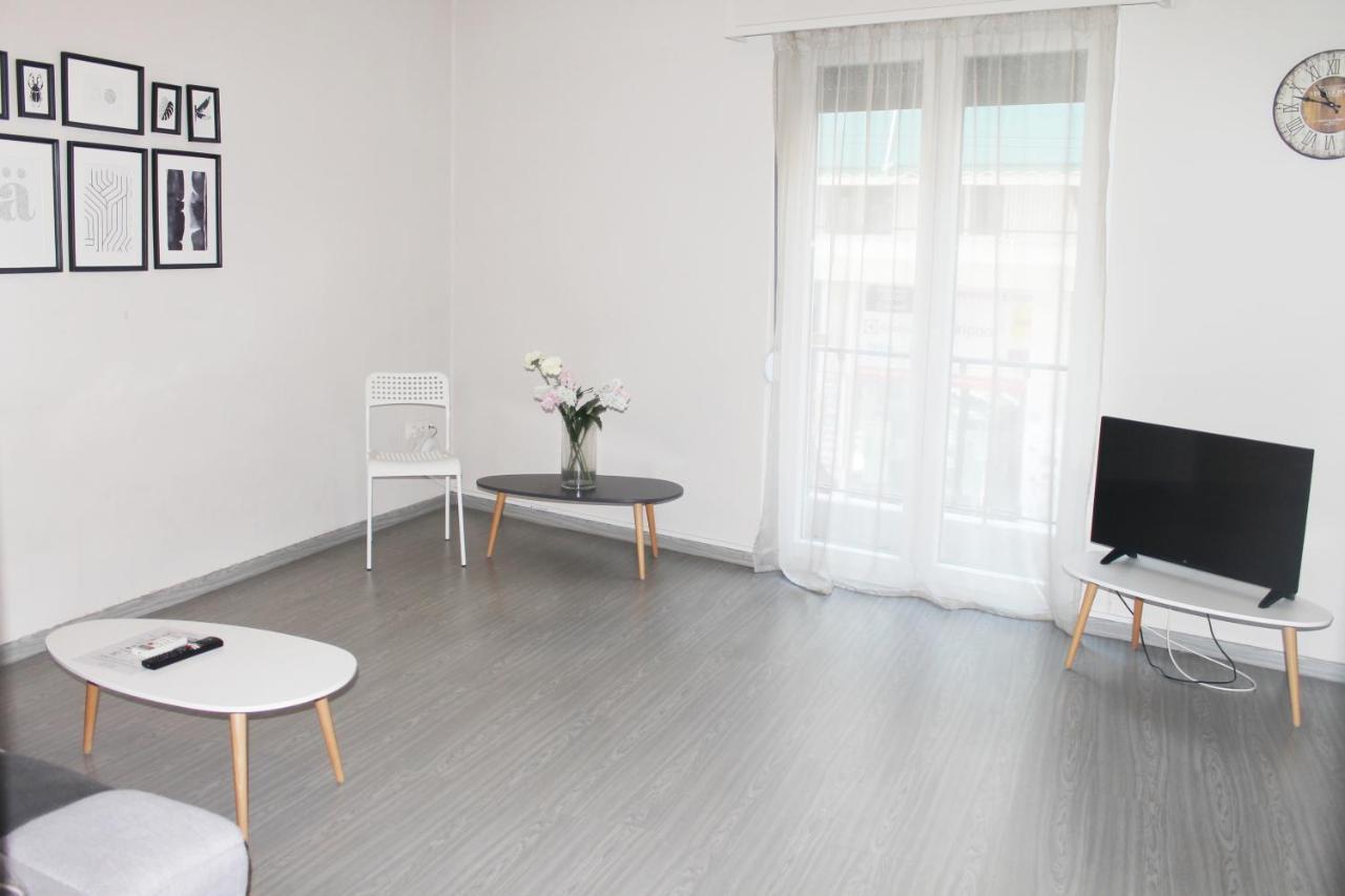 Wsd Golden Times 8 Apartment Hotel Афіни Екстер'єр фото